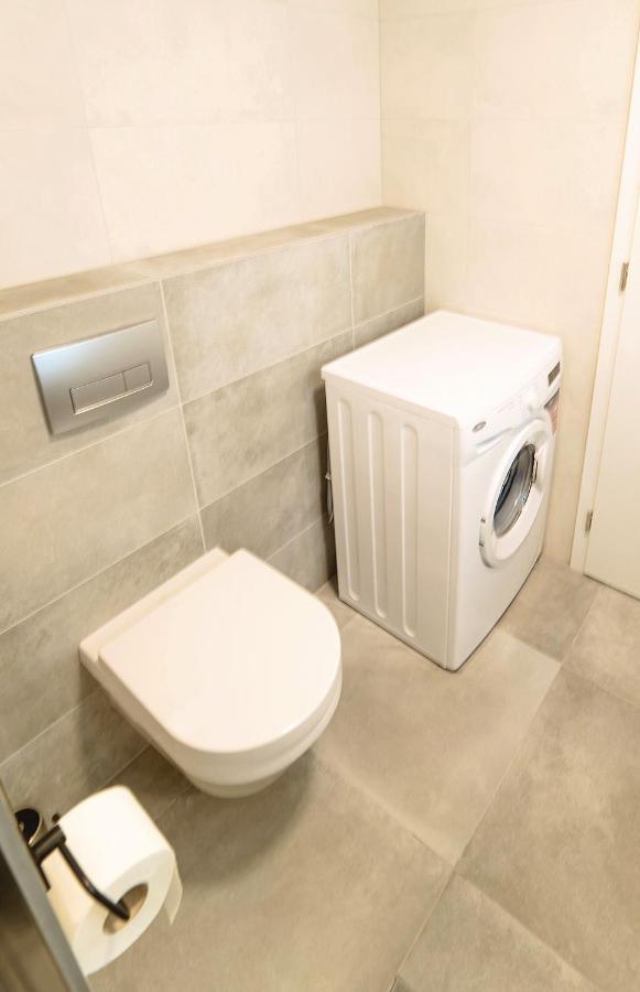 Tran Chien With Free Private Parking Appartement Prague